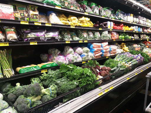 Grocery Store «Grocery Outlet Bargain Market», reviews and photos, 401 Marin St, Vallejo, CA 94590, USA
