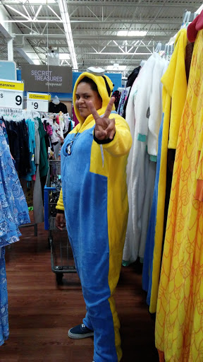 Department Store «Walmart Supercenter», reviews and photos, 530 Woollomes Ave, Delano, CA 93215, USA