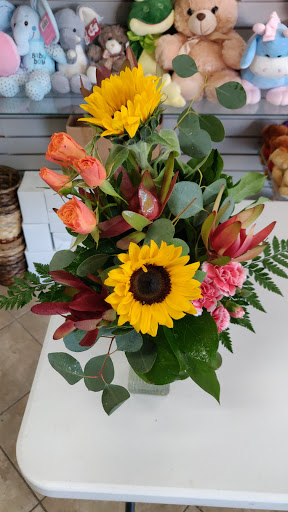 Florist «The Flower Shop», reviews and photos, 10530 Magnolia Ave, Riverside, CA 92505, USA