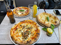 Plats et boissons du Restaurant italien Pizza Di Roma Chessy Val d'Europe - n°2