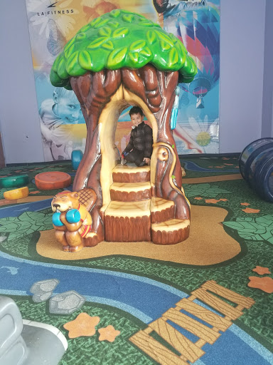 Gym «LA Fitness», reviews and photos, 540 E Rollins Rd, Round Lake Beach, IL 60073, USA