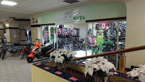 Shopping Mall «Oceanwalk Mall», reviews and photos, 101 N Ocean Dr, Hollywood, FL 33019, USA