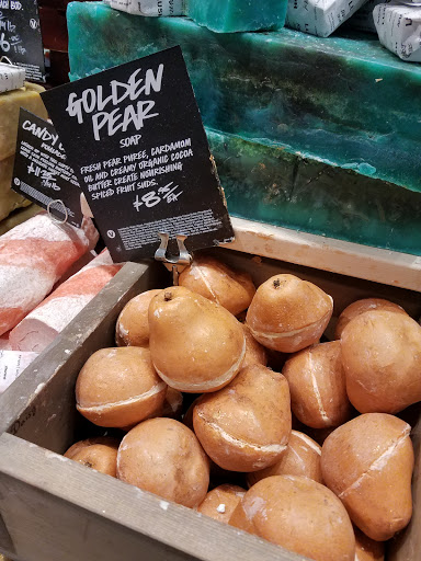 Cosmetics Store «Lush Cosmetics», reviews and photos, 303 Memorial City Way, Houston, TX 77024, USA