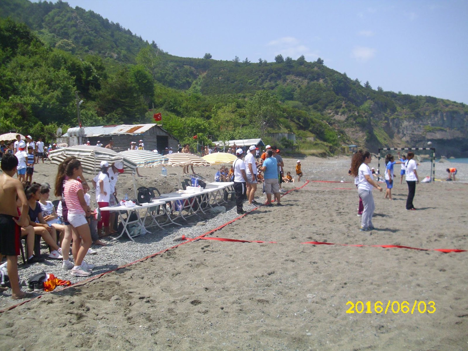 Omeragzi Plajı'in fotoğrafı ve yerleşim