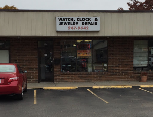 Jewelry Repair Service «Watch, Clock & Jewelry Repair», reviews and photos, 609 1st Capitol Dr, St Charles, MO 63301, USA