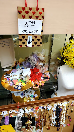 Consignment Shop «Resale Therapy», reviews and photos, 106 Pleasant St, South Weymouth, MA 02190, USA