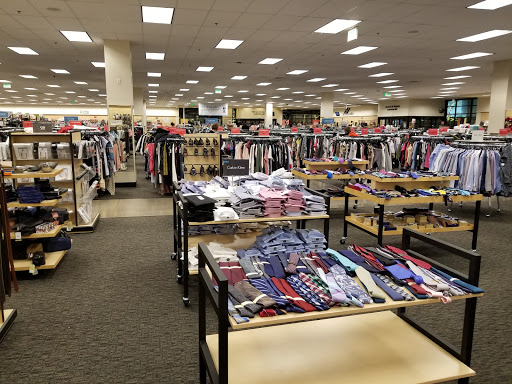 Department Store «Nordstrom Rack Belmar», reviews and photos, 393 S Vance St, Lakewood, CO 80226, USA