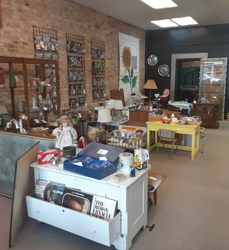 Michiganders Antiques and Collectibles