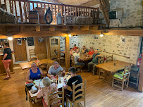 Atmosphère du Restaurant Auberge la Grange d'Alphonse à Saint-Nectaire - n°15