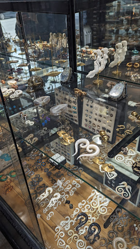 Explore boss tattoo ideas, creative tattoo ideas in Austin, available at Diablo Rojo The Body Piercing Studio