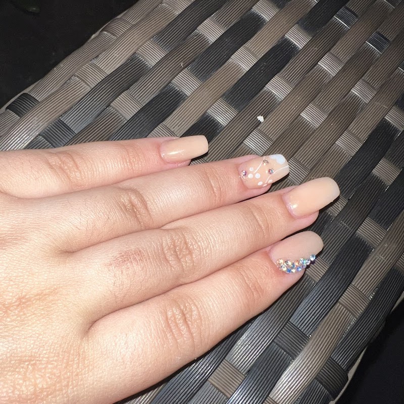 Dae Nails