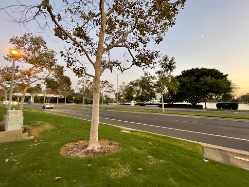 Park «Mike Ward Community Park Woodbridge», reviews and photos, 20 Lake Rd, Irvine, CA 92604, USA