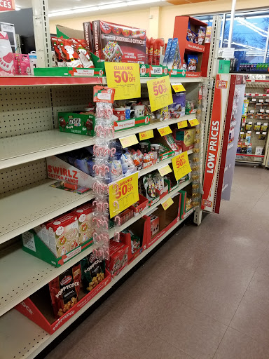 Dollar Store «FAMILY DOLLAR», reviews and photos, 1110 S Philo Rd, Urbana, IL 61801, USA