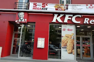 KFC Pantin Hoche image