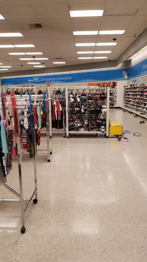 Clothing Store «Ross Dress for Less», reviews and photos, 5635 Woodruff Ave, Lakewood, CA 90713, USA