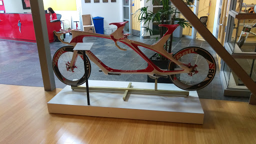 Bicycle Store «Specialized Bicycle Components», reviews and photos, 15130 Concord Cir, Morgan Hill, CA 95037, USA