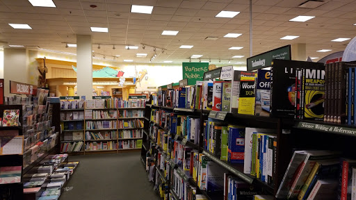 Book Store «Barnes & Noble Booksellers Palm Desert», reviews and photos, 72840 Highway 111 # 425, Palm Desert, CA 92260, USA