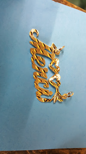 Jewelry Repair Service «El Oscar Jewelry Repair», reviews and photos, 2208 N Blackstone Ave, Fresno, CA 93703, USA