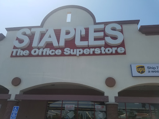 Office Supply Store «Staples», reviews and photos, 17020 Chatsworth St, Granada Hills, CA 91344, USA