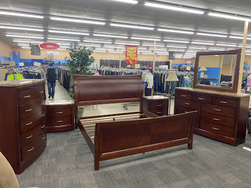 Thrift Store «Grace Centers of Hope Thrift Store», reviews and photos, 5919 Highland Rd, Waterford Twp, MI 48327, USA