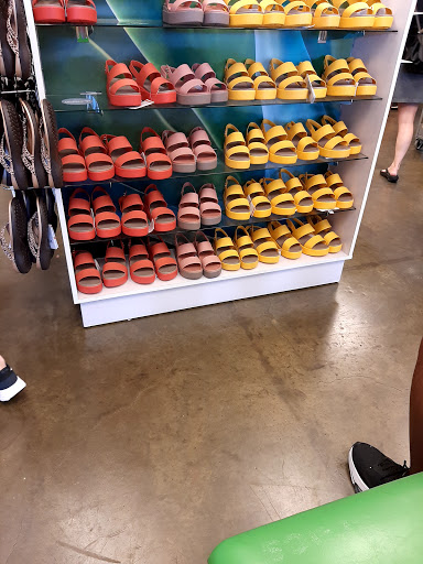 Shopping Mall «Silver Sands Premium Outlets», reviews and photos, 10562 Emerald Coast Pkwy W, Miramar Beach, FL 32550, USA