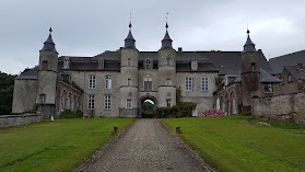 Houtain-le-Val Castle