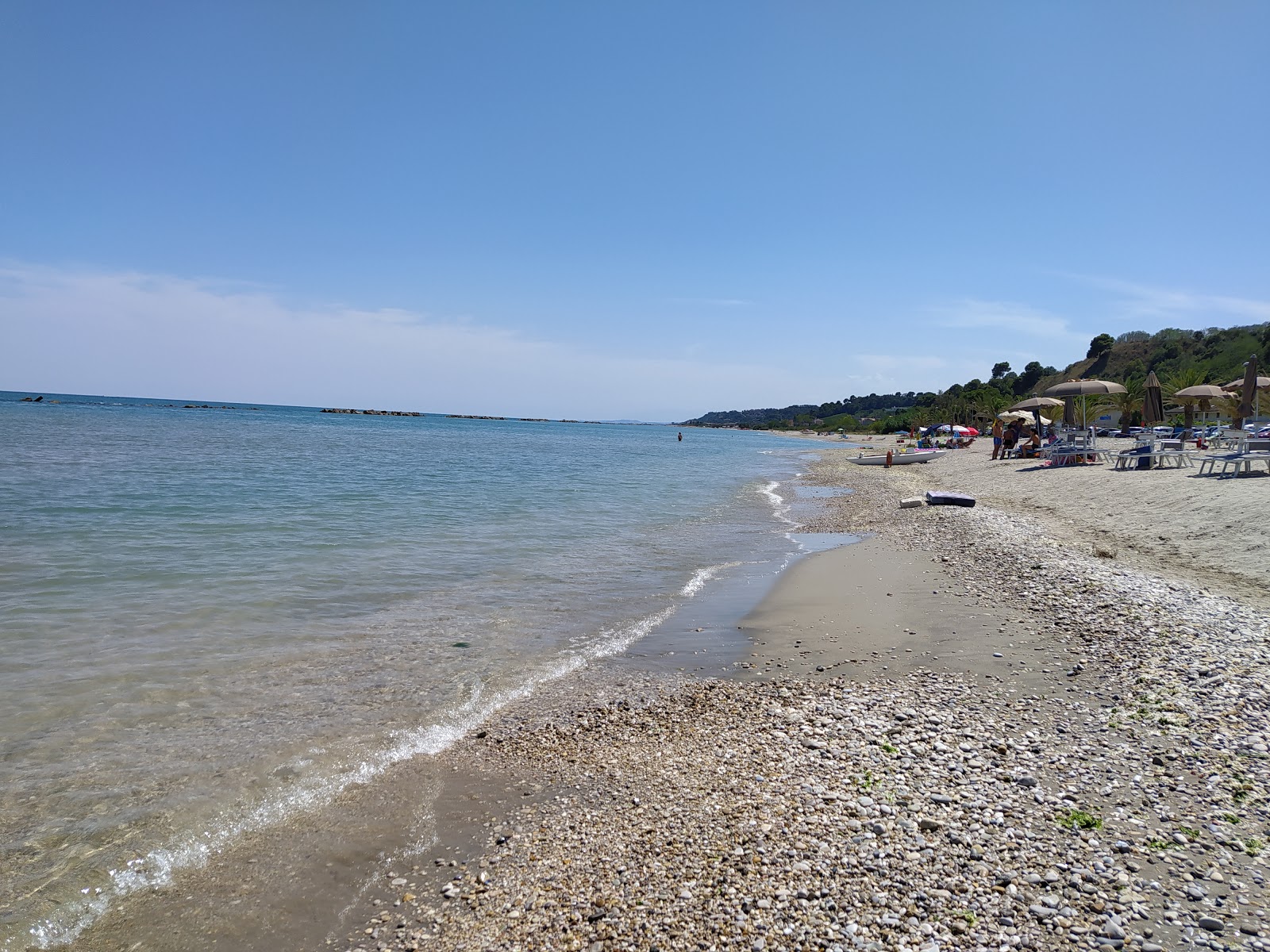 Φωτογραφία του Spiaggia di Ponte Nina-Campofilone με μακρά ευθεία ακτή