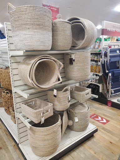 Department Store «HomeGoods», reviews and photos, 1945 W Lumsden Rd, Brandon, FL 33511, USA