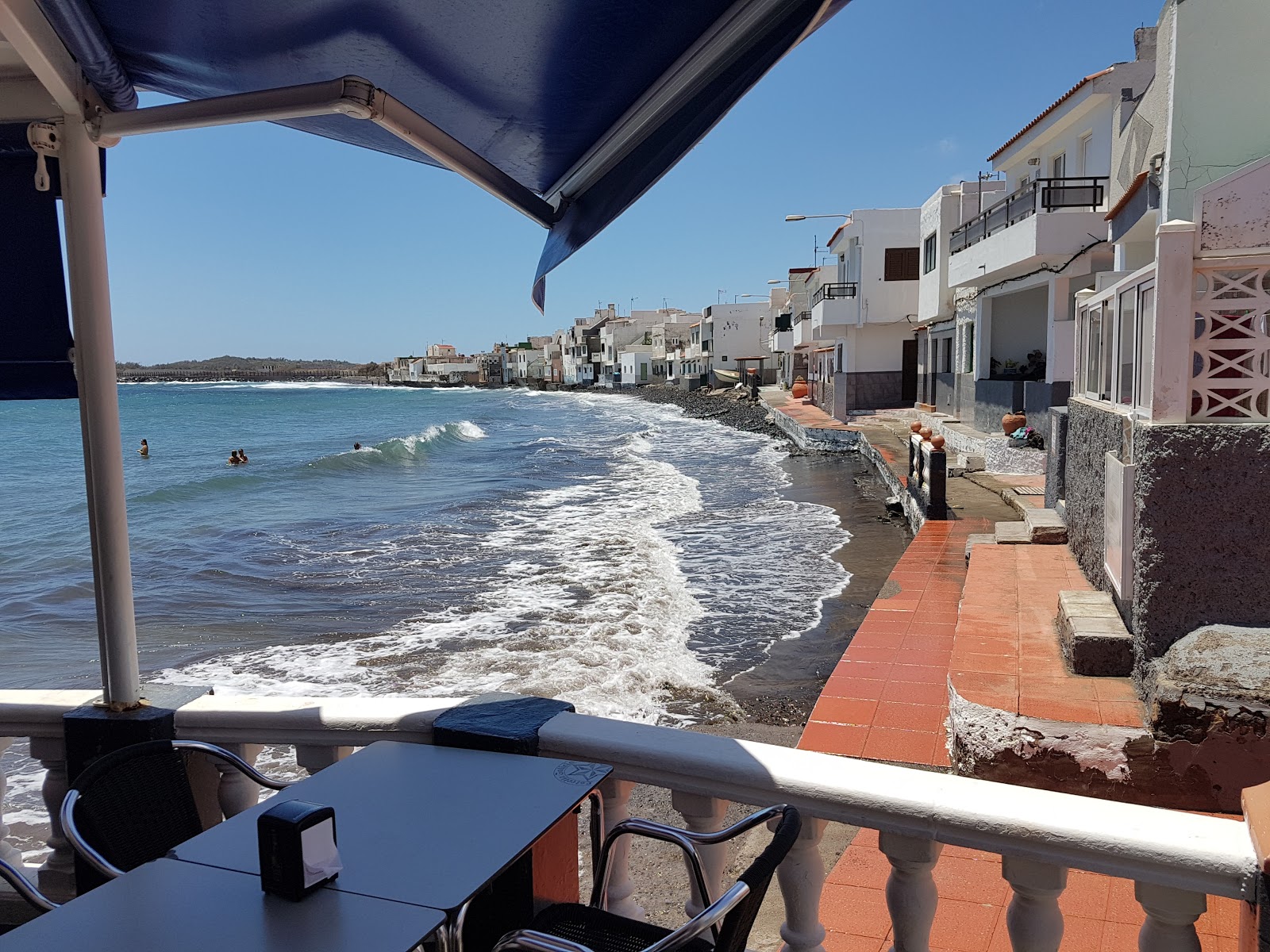 Fotografie cu Playa de Ojos De Garza cu mic golf