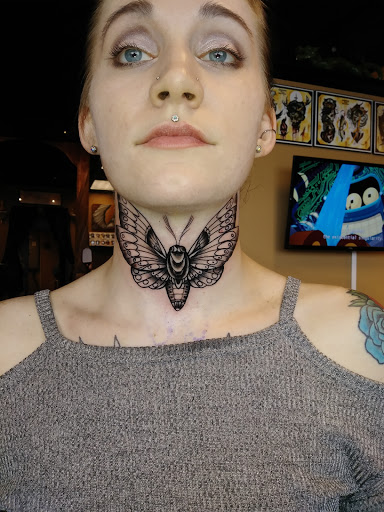 Tattoo Shop «The Canvas Tattoo & Piercing Studio», reviews and photos, 6880 Boudin St NE #170, Prior Lake, MN 55372, USA