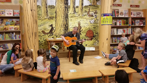 Book Store «Barnes & Noble», reviews and photos, 1738 Hill Rd N, Pickerington, OH 43147, USA