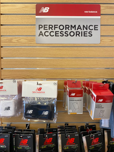 Shoe Store «New Balance Westchester», reviews and photos, 350 Tarrytown Rd, White Plains, NY 10607, USA