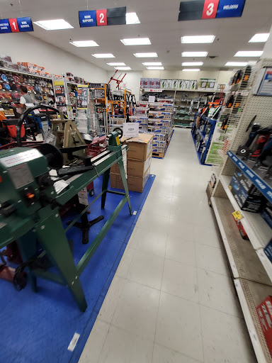 Hardware Store «Harbor Freight Tools», reviews and photos, 7600 la Crosse Ave, Burbank, IL 60459, USA