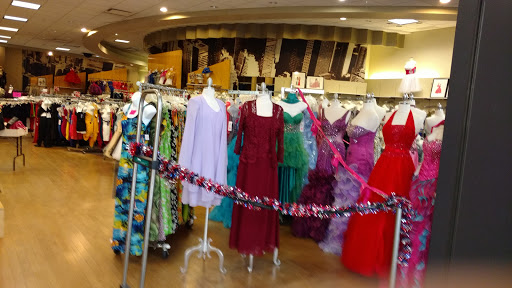 Shopping Mall «Merle Hay Mall», reviews and photos, 3800 Merle Hay Rd, Des Moines, IA 50310, USA