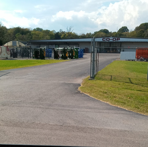 Hardware Store «Eagleville Farmers Co-op», reviews and photos, 1217 N Main St, Eagleville, TN 37060, USA