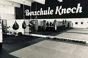 BOXSCHULE KNOCH image