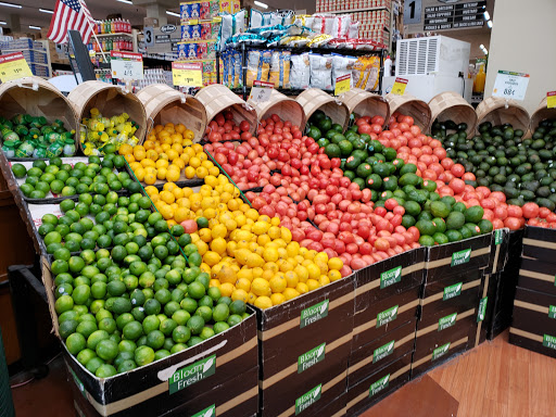 Supermarket «Fine Fare Supermarkets», reviews and photos, 656 Castle Hill Ave, Bronx, NY 10473, USA