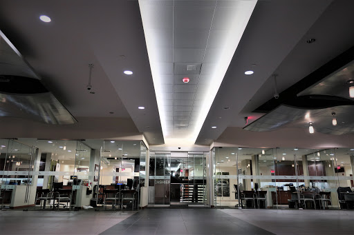 Car Dealer «Land Rover Buckhead», reviews and photos, 3040 Piedmont Rd NE, Atlanta, GA 30305, USA