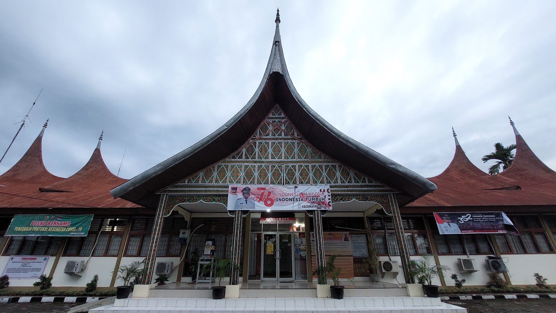 Kantor Camat Pauh Photo