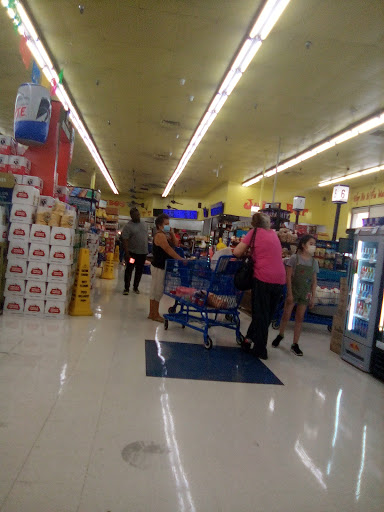 Supermarket «La Bonita Supermarkets», reviews and photos, 2500 E Desert Inn Rd, Las Vegas, NV 89121, USA