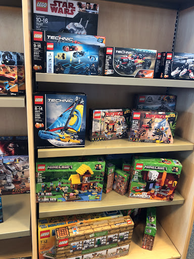 Book Store «Barnes & Noble», reviews and photos, 11 W Hillsdale Blvd, San Mateo, CA 94403, USA