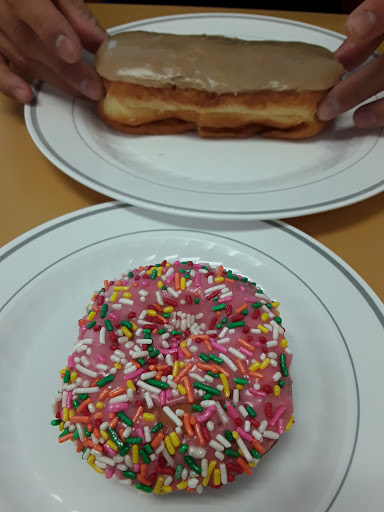 Donut Shop «Fluffy Donuts & Sandwich Shop», reviews and photos, 757 Russell Blvd # 2, Davis, CA 95616, USA