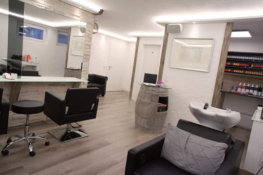 Friseur Haarschnitte In Straßhof