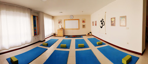 Escola Sangna Yoga