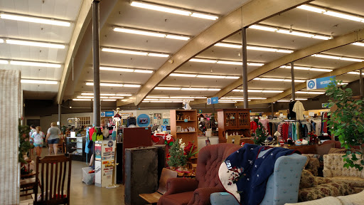 Thrift Store «Hillcrest Hope Thrift Store», reviews and photos, 7 W Mill St, Liberty, MO 64068, USA
