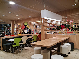 Photo n°68 de McDonald's Sallanches à Sallanches ()
