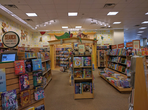 Book Store «Barnes & Noble», reviews and photos, 7707 Bluebonnet Blvd, Baton Rouge, LA 70810, USA