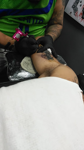 Tattoo Shop «Heavenly Inkz Tattoo», reviews and photos, 11757 S Orange Blossom Trail B, Orlando, FL 32837, USA