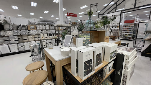 Department Store «Target», reviews and photos, 14075 Biscayne Blvd, North Miami Beach, FL 33181, USA