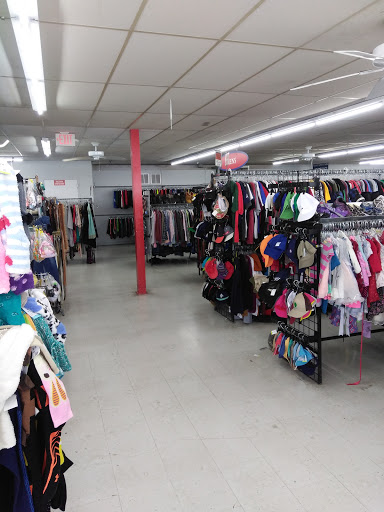 Thrift Store «Texas Thrift Store», reviews and photos, 5319 I-35, Austin, TX 78723, USA